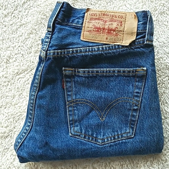 LEVI'S 501 BUTTONFLY JEANS ~🎊HP🎊 - Picture 2 of 4
